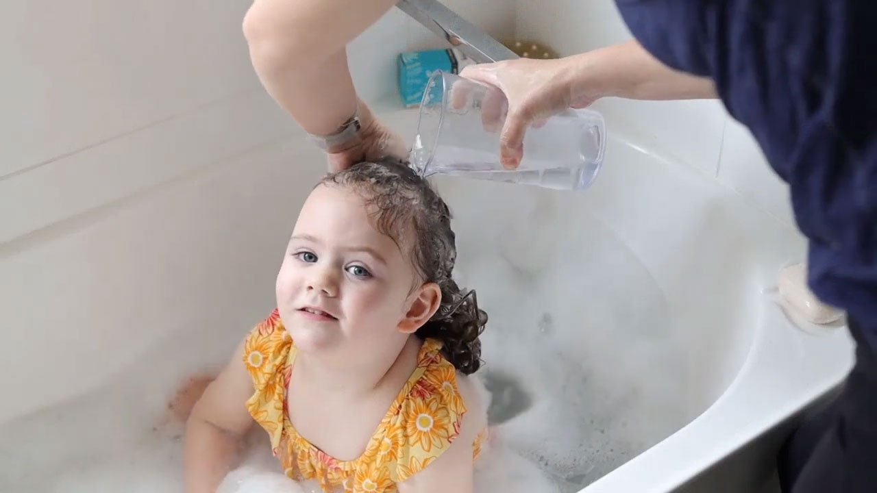 How to use safely use soy candles