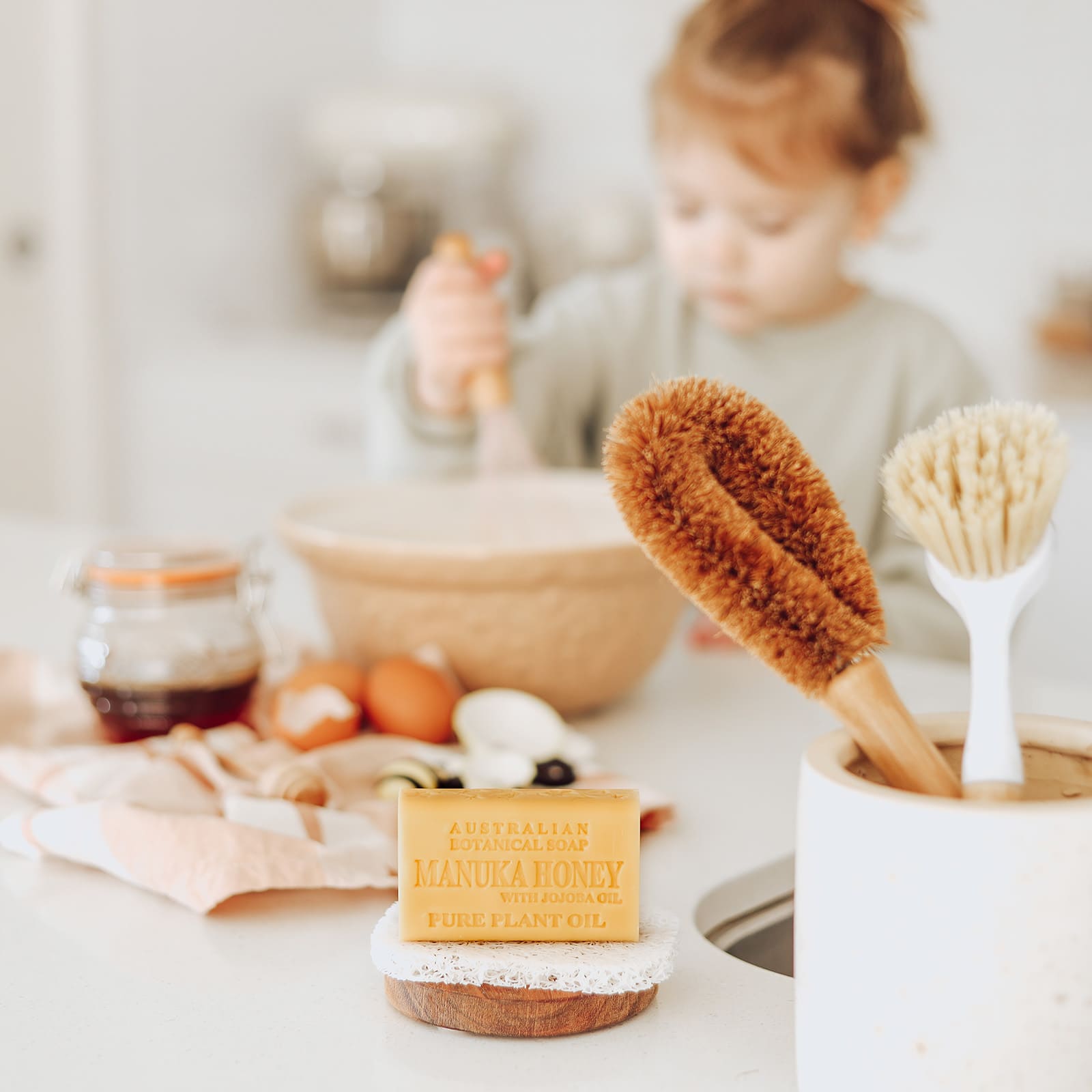 Manuka Honey with Jojoba Oil - Image 3